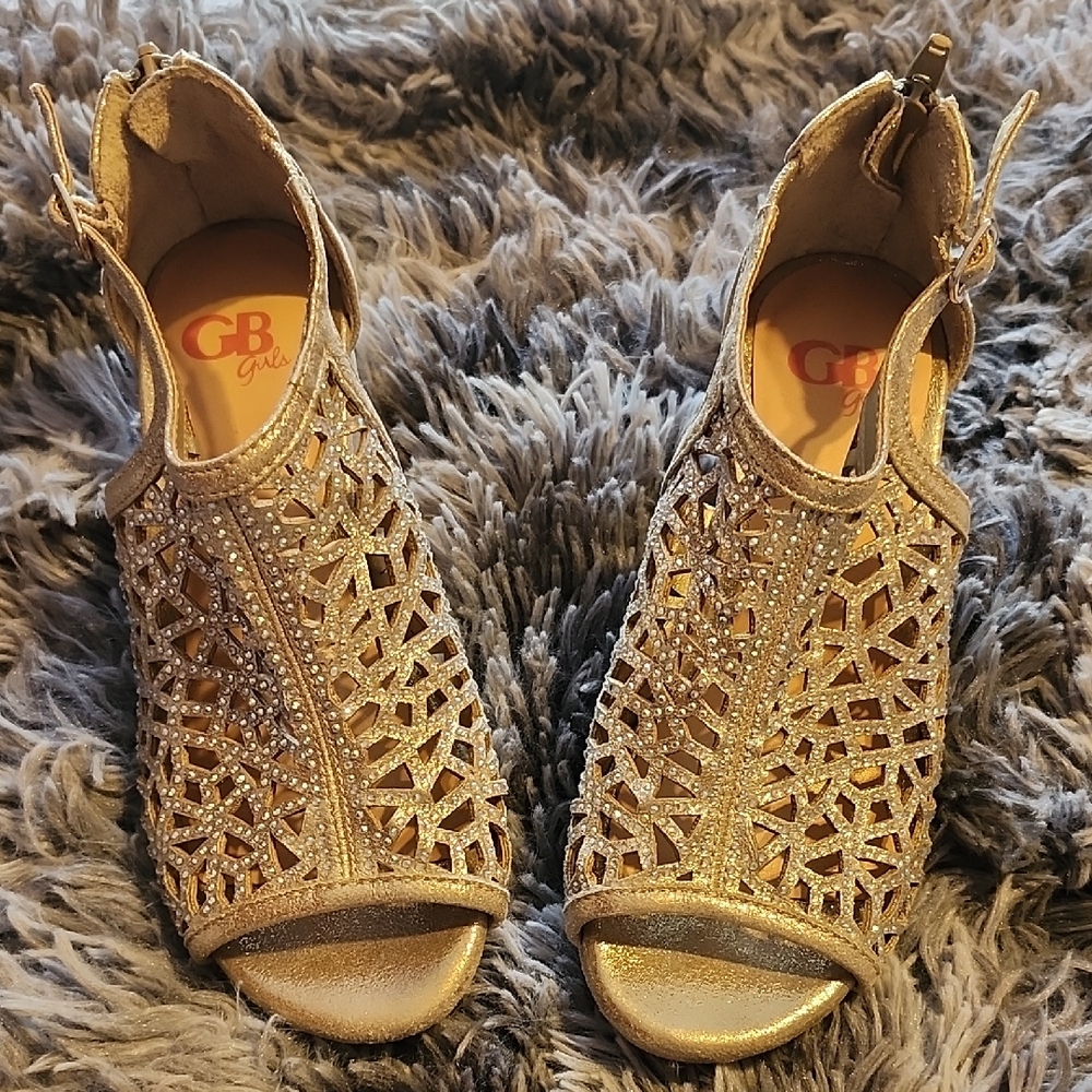 GB Girls Gold Heeled Sandals Elegant Design